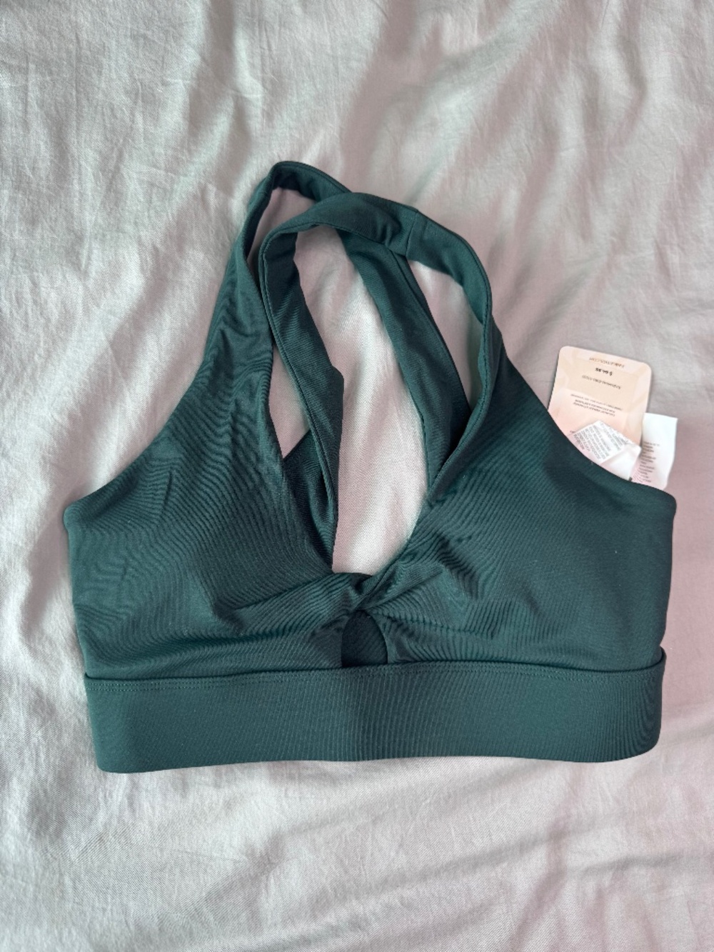 Fabletics Oasis Twist Sports Bra